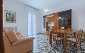 A 500 Mt Dalla Certosa Apartment